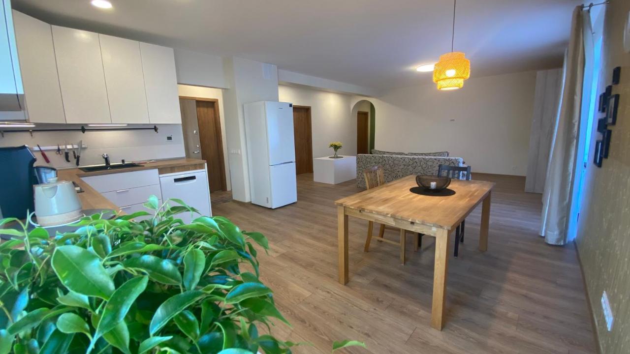 Japandi Apartamentai Kaunas Bagian luar foto