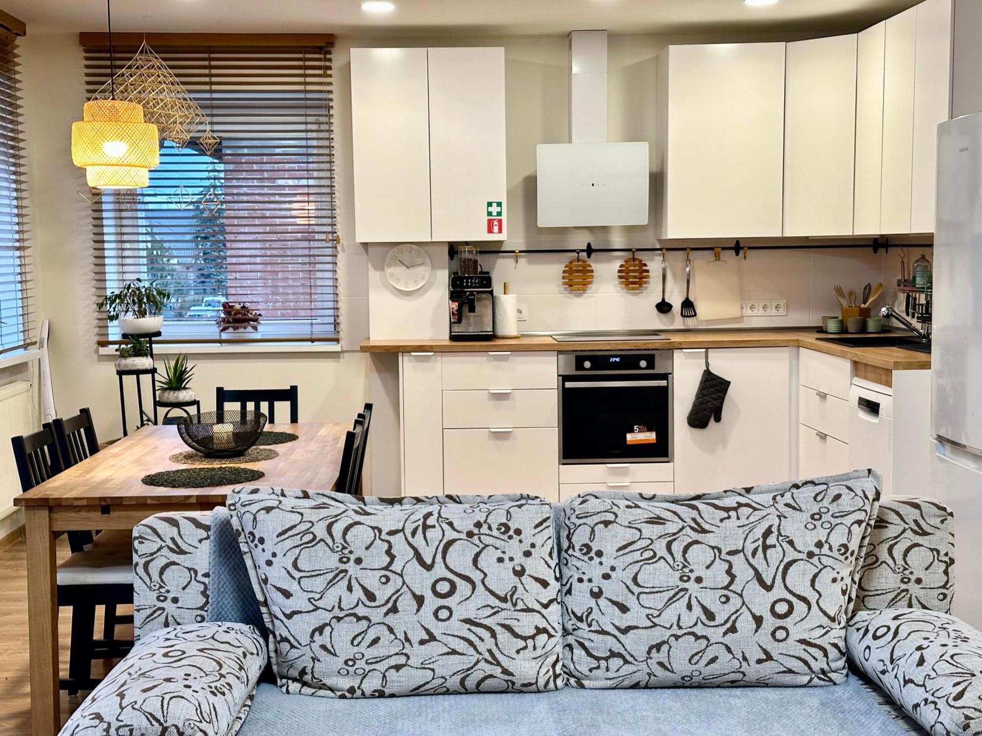 Japandi Apartamentai Kaunas Bagian luar foto